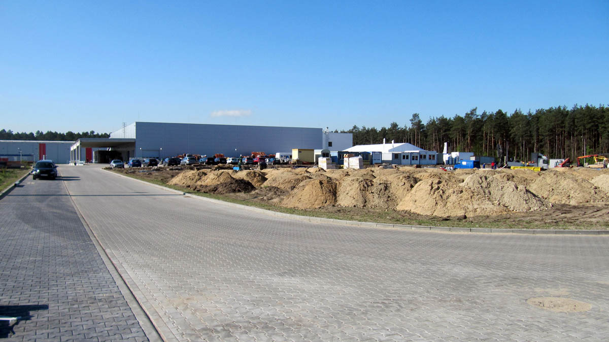 Prace ziemne, makroniwelacje, drogi z kostki brukowej