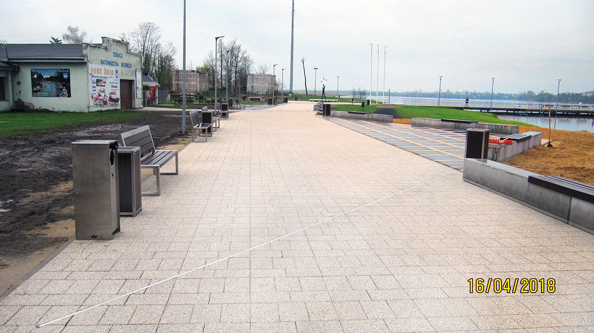 Prace ziemne, makroniwelacje, drogi z kostki brukowej